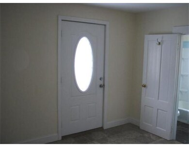 136 E Main St unit 2, Milford, MA 01757 - photo 7