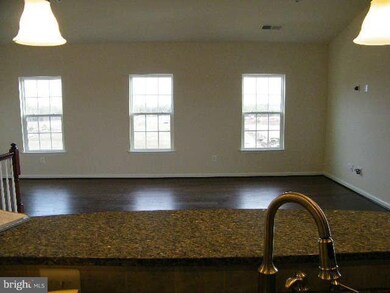 42577 Burbank Terrace unit 6, Dulles, VA 20166 - photo 5