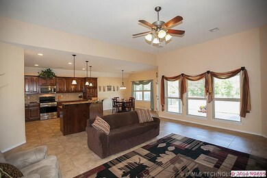 1804 W Canton Ct, Broken Arrow, OK 74012 - photo 6