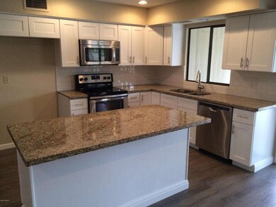 03 Kitchen