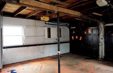 6309 Cooper Chapel Rd, Louisville, KY 40229 - photo 5