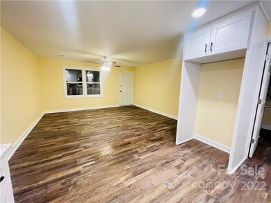 1240 Suncrest Ave, Statesville, NC 28677 - photo 4