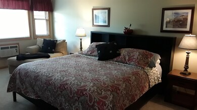 1664 Daniel Webster Hwy unit 49, Woodstock, NH 03262 - photo 6