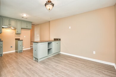 1412 Caplin St unit 1/2, Houston, TX 77022 - photo 5