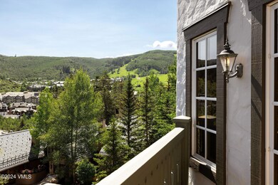 chateau_203_exterior_deck_view