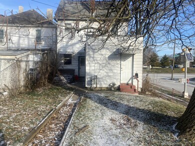 5 Clarendon Back of property