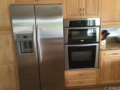 STAINLESS STEEL APPLIANCES ALL STAY INCLUDING WASH