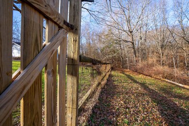 TABLE ROCK LAKE HOME ACREAGE