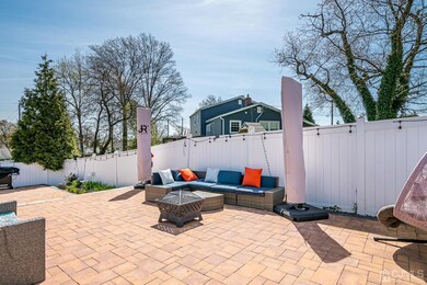 795 Chalet Dr, Woodbridge, NJ 07095 - photo 4