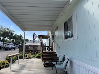 820 S Chinowth St unit 93, Visalia, CA 93277 - photo 3