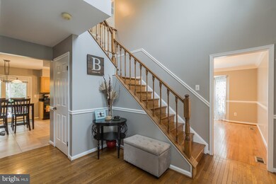 15429 Martins Hundred Dr, Centreville, VA 20120 - photo 2