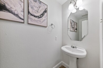 2651 Skyview Shadows Ct, Houston, TX 77047 - photo 4