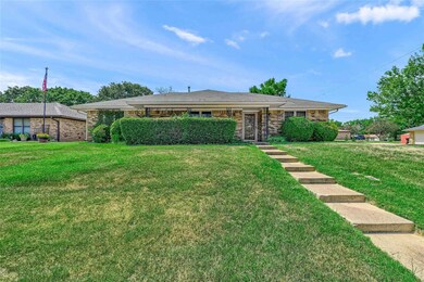 2712 Regal Dr, Denison, TX 75020 - photo 2