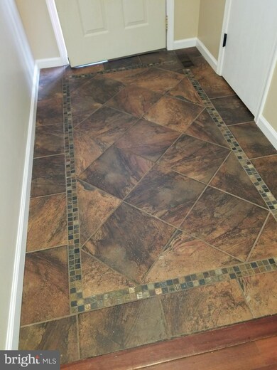 114 Solway Cir, Chalfont, PA 18914 - photo 5