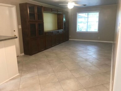 730 Dezso Dr, Alvin, TX 77511 - photo 3