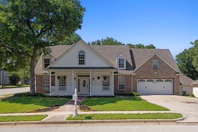 1616 Briar Dr, Bedford, TX 76022 - photo 2