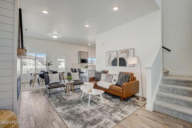 E Becca Rd-010