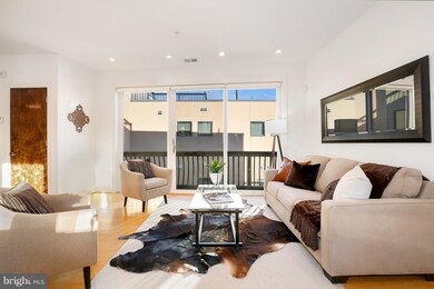 2360 Champlain St NW unit 4.3, Washington, DC 20009 - photo 6