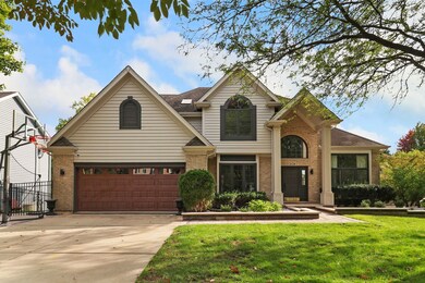 2128 Yellowstar Ln, Naperville, IL 60564 - photo 2