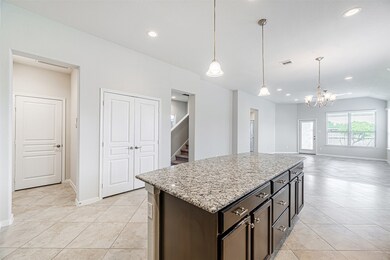 Kitchen equipped with Double ovens, Gas Range, dis