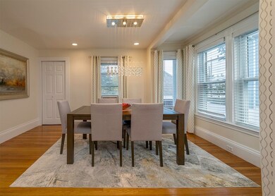 305 Winthrop St, Winthrop, MA 02152 - photo 5