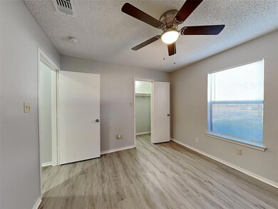 917 Bales St, Cleburne, TX 76033 - photo 6