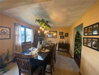 Dining room off the kitchen