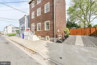 103 E 6th St, Frederick, MD 21701 - photo 2