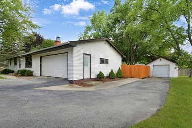 12866 W Keith Ave, Waukegan, IL 60085 - photo 2