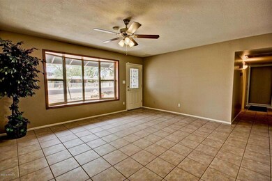 6 Living Room 3 E