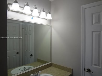 452 NE 210th Circle Terrace unit 203-7A, Miami, FL 33179 - photo 2