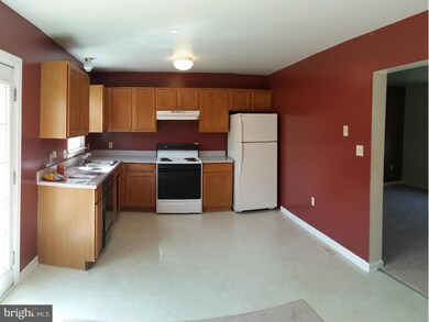 2000 Ashley Dr, Chambersburg, PA 17201 - photo 2