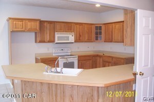 40 Sycamore Dr unit 47, Drums, PA 18222 - photo 2