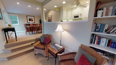 31 Catamount Rd unit 4A, Hartford, VT 05001 - photo 7