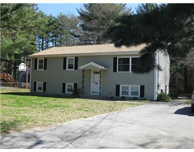 39 Hollister Rd, Swansea, MA 02777 - photo 3