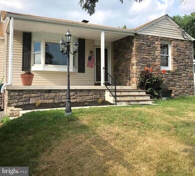 1928 Sulphur Spring Rd, Halethorpe, MD 21227 - photo 3