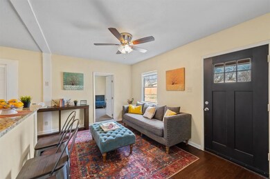 416 S Mcentire Ct, Fort Worth, TX 76108 - photo 4