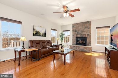 6012 N Meyer Dr, Elkridge, MD 21075 - photo 5