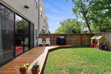 827 Aurora St, Houston, TX 77009 - photo 4