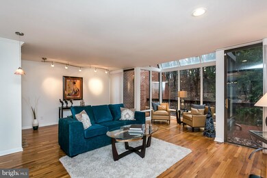 8 Malibu Ct, Towson, MD 21204 - photo 5