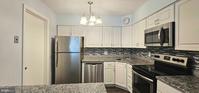 120 B W Bluebell Ln unit B, Mount Laurel, NJ 08054 - photo 7