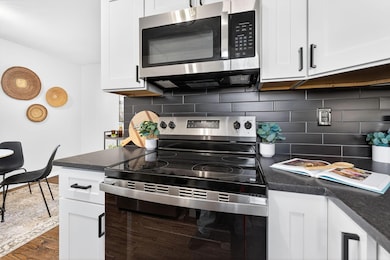 1271 S. Weyant (Interior)-14