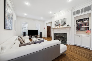 6837 Staffordshire St, Houston, TX 77030 - photo 6