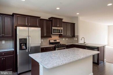 15634 Sunningdale Place, Upper Marlboro, MD 20774 - photo 4