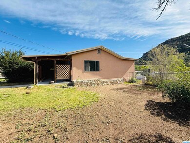 421 E Elm St, Bayard, NM 88023 - photo 6