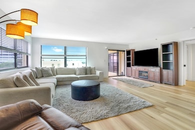 Everglades Condominiums unit 602, North Palm Beach, FL 33408 - photo 5