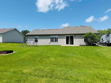 921 Wheatfield Ln, Churubusco, IN 46723 - photo 3
