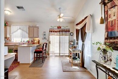 IMG_4092_3_4_5_6_7_8Interior01-1