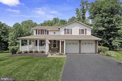 13228 Coralberry Dr, Fairfax, VA 22033 - photo 3