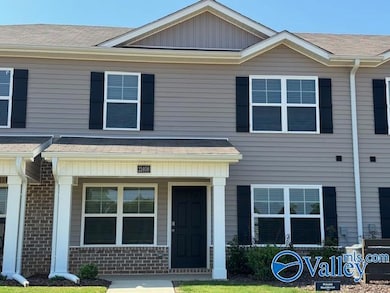 3 Bedroom and 2 1/2 bath Town Home in Bainbridge Subdivision. Athens AL .  New Never lived in.